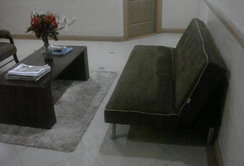 בית מלון כפרי Balibago Villa