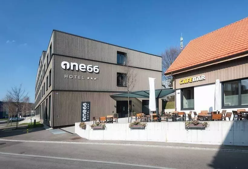 هتل One66