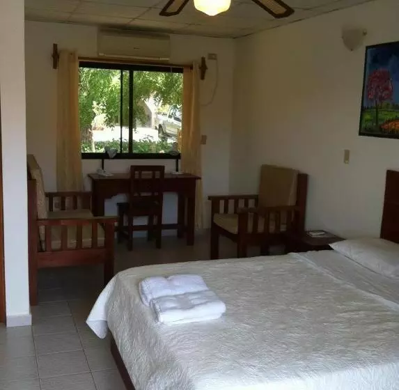Hotelli Pedasi Sports Club