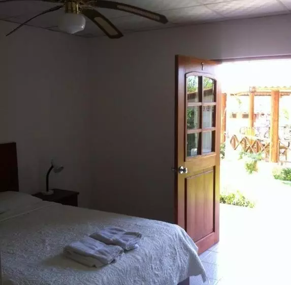 Hotelli Pedasi Sports Club