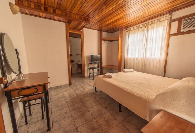 Hotel Posada Los Delfines