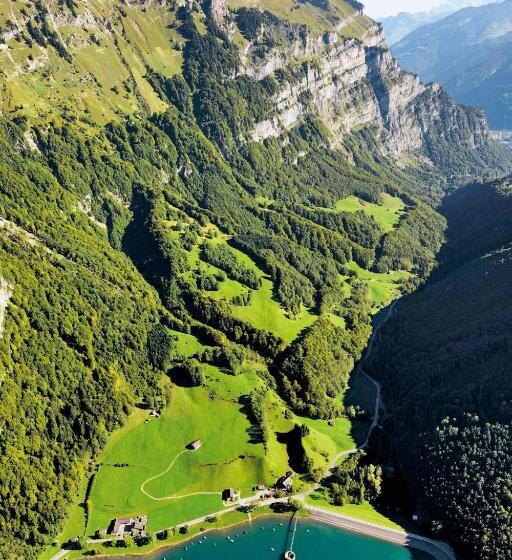 בית מלון כפרי Rhodannenberg Ag