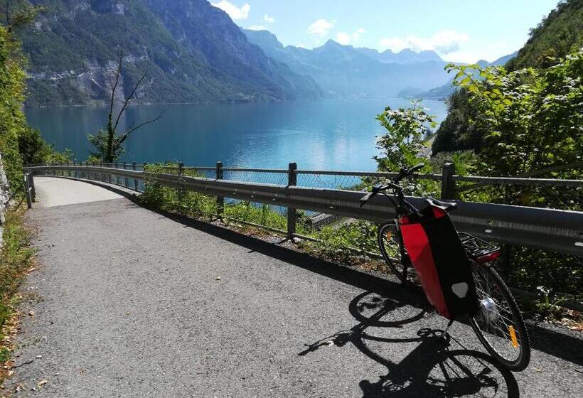 בית מלון כפרי Rhodannenberg Ag