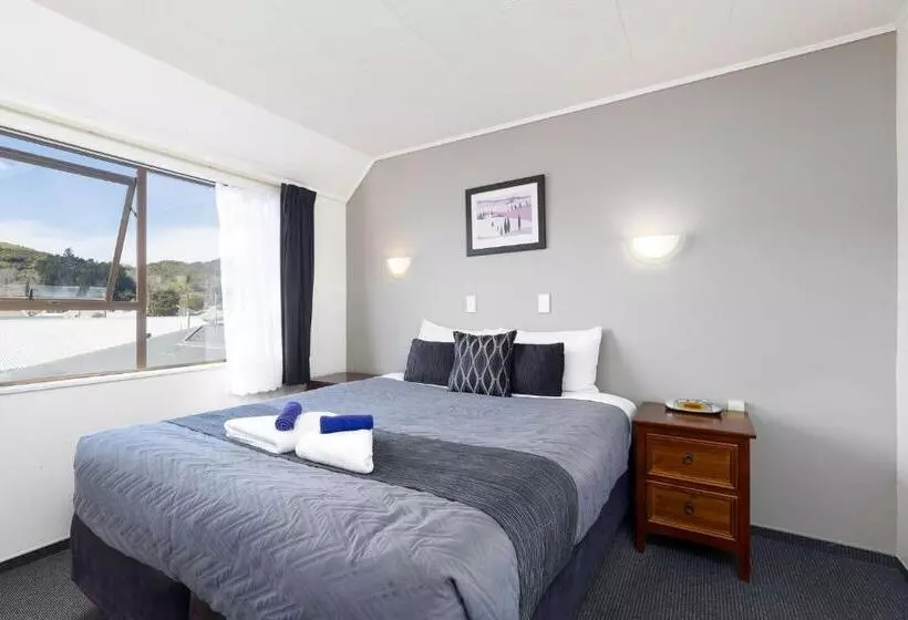 Kings Gate Motel
