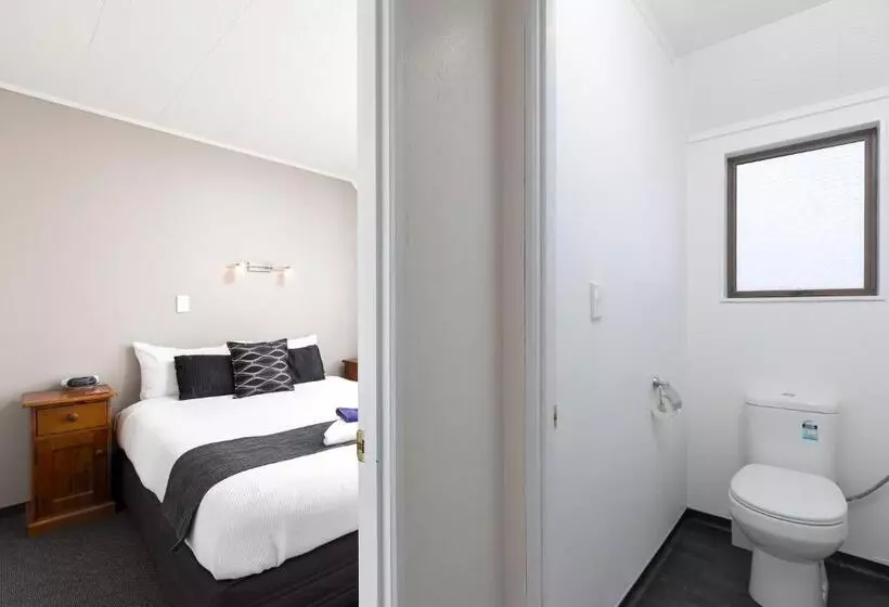 Kings Gate Motel
