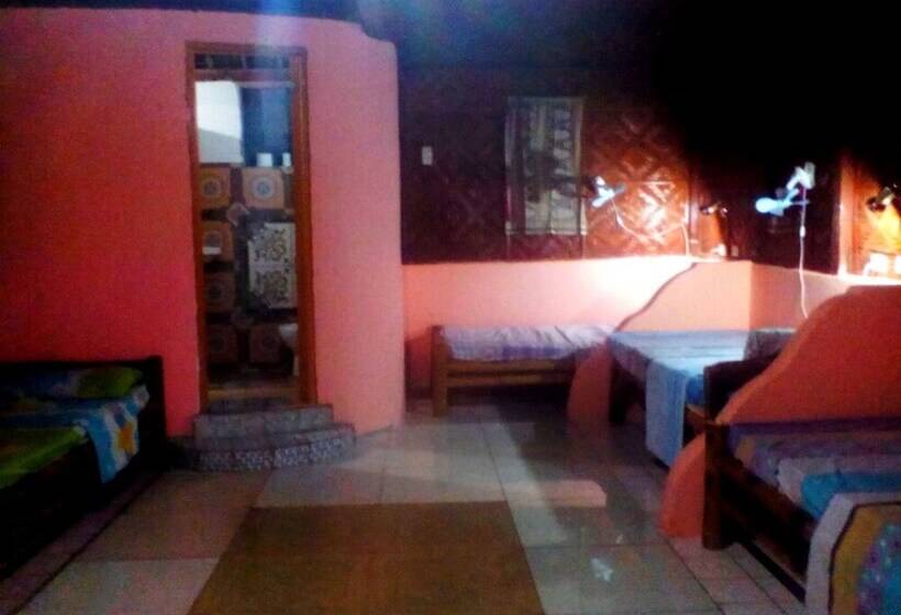 Lennons Place Backpacker Hostel