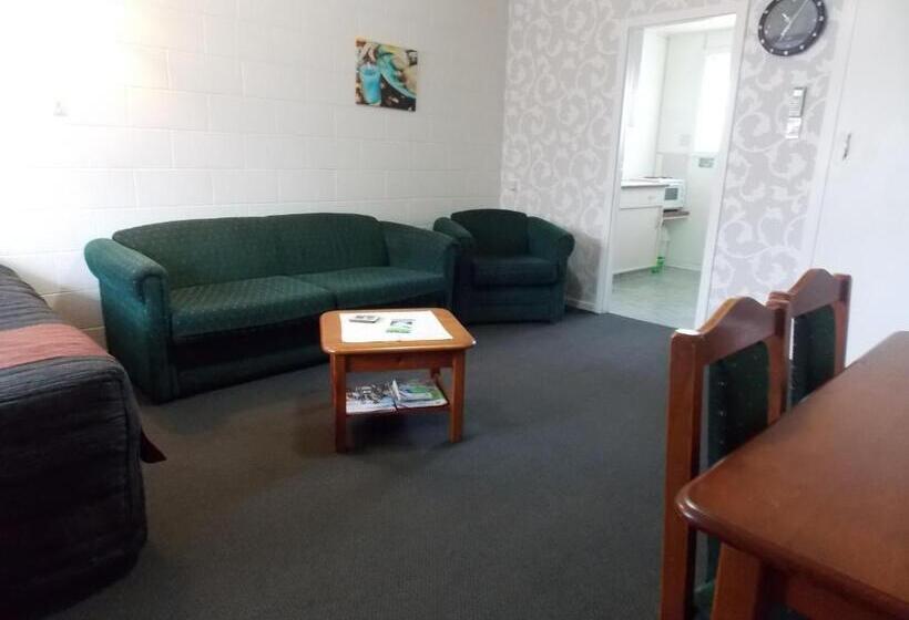 Rangiora Lodge Motel