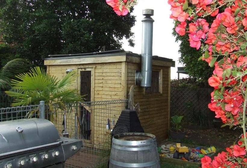 Runciman Berries And Emus B&b