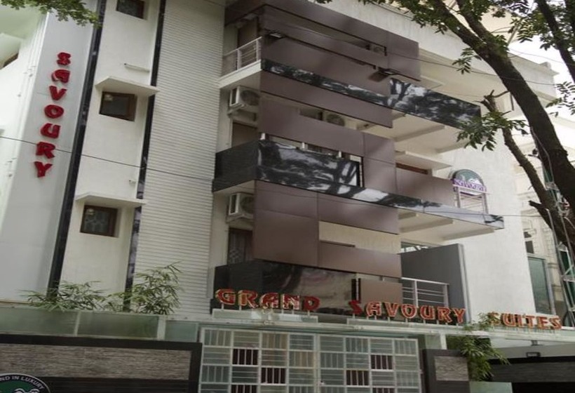 호텔 Grand Savoury Suites