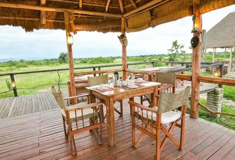 هتل Kazinga Wilderness Safari Camp