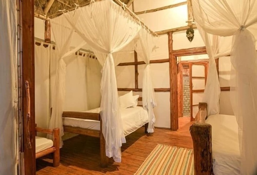 هتل Kazinga Wilderness Safari Camp