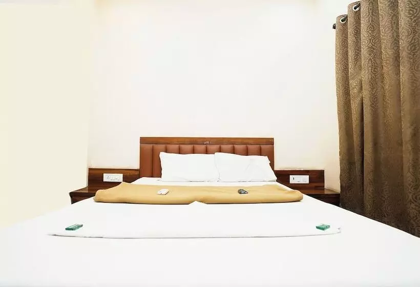 Hotelli Metro Palace Nalasopara East Mumbai