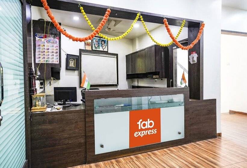 בית מלון כפרי Fabexpress New Punjab