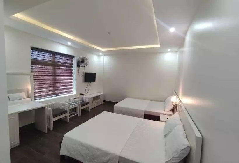 Royal Hotel Cua Lo Beach