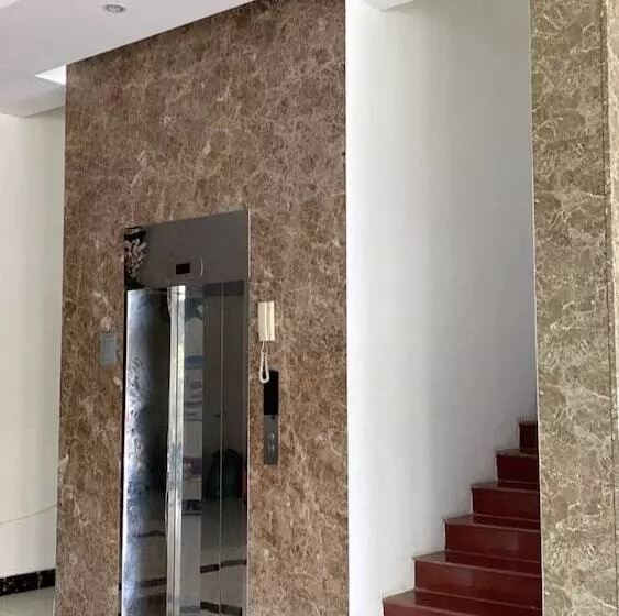 Royal Hotel Cua Lo Beach