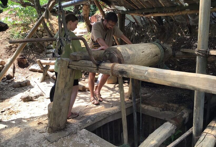 בית מלון כפרי The Backyard Blangoda
