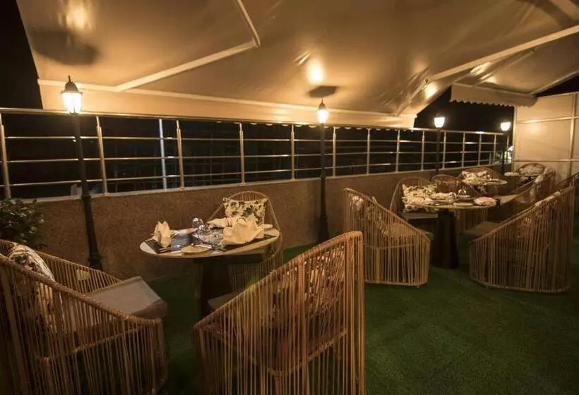 هتل Thimphu Deluxe