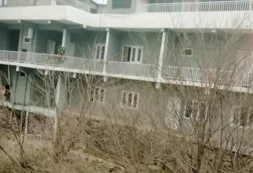هتل Outdoor Adventures Resort