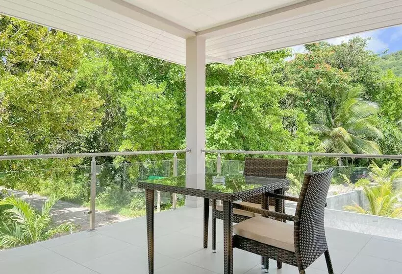 Palm Holiday Apartments