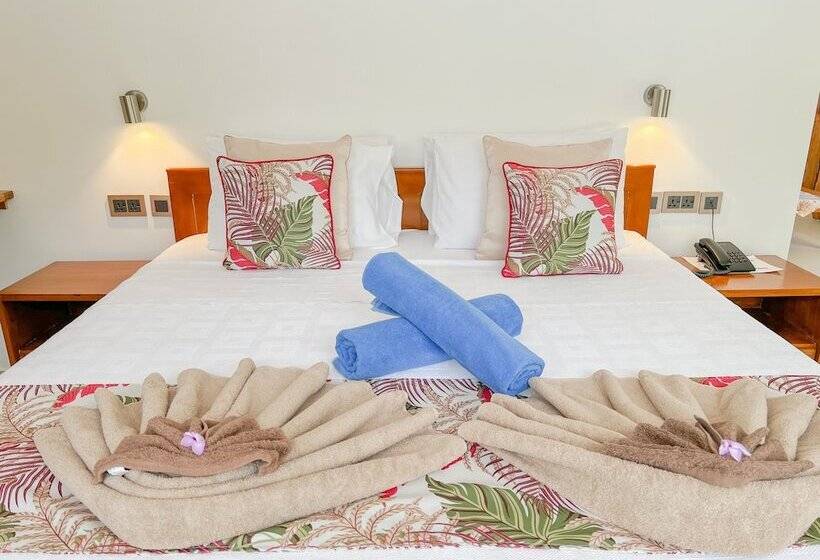 Palm Holiday Apartments