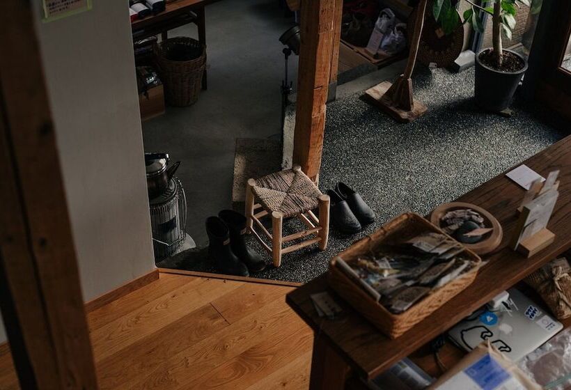 פנסיון Koukasha