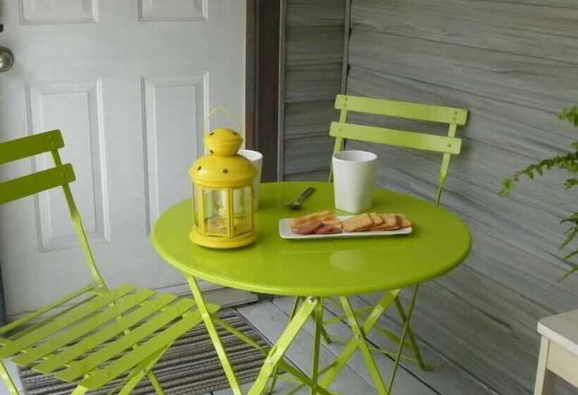 A Muskoka Dream Catcher Bed & Breakfast