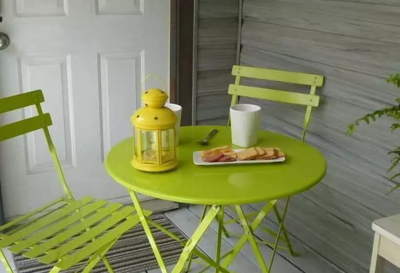 A Muskoka Dream Catcher Bed & Breakfast