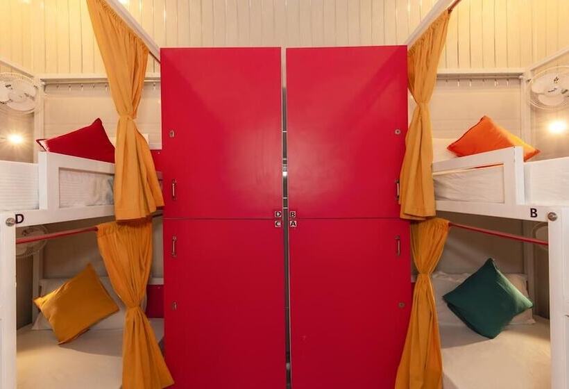 Madpackers Amritsar Hostel