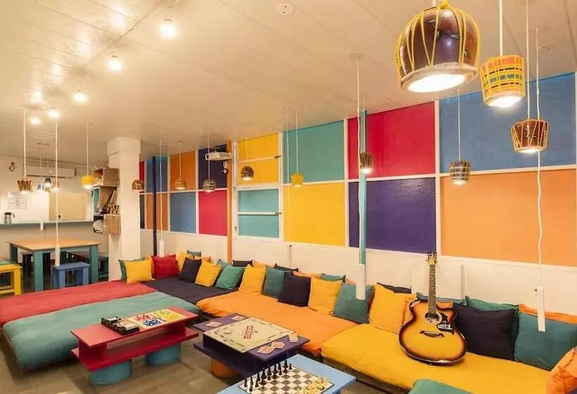 Madpackers Amritsar   Hostel