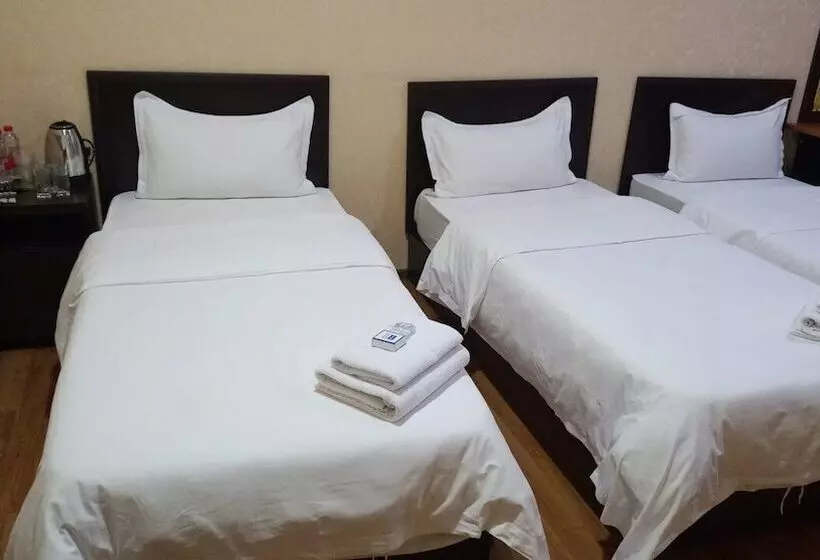 Hayot Hostel