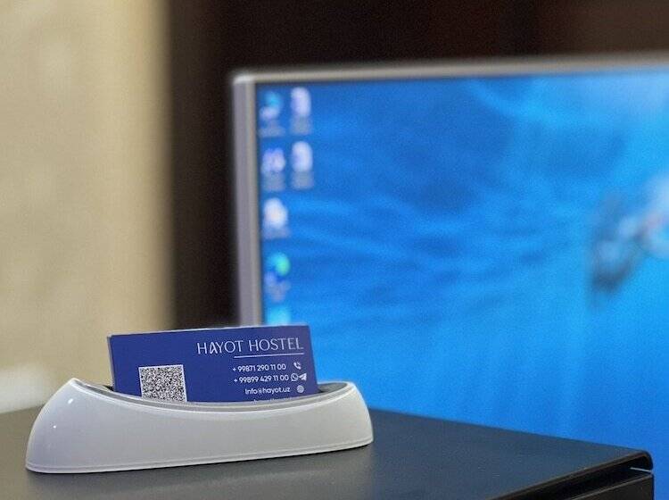 Hayot Hostel
