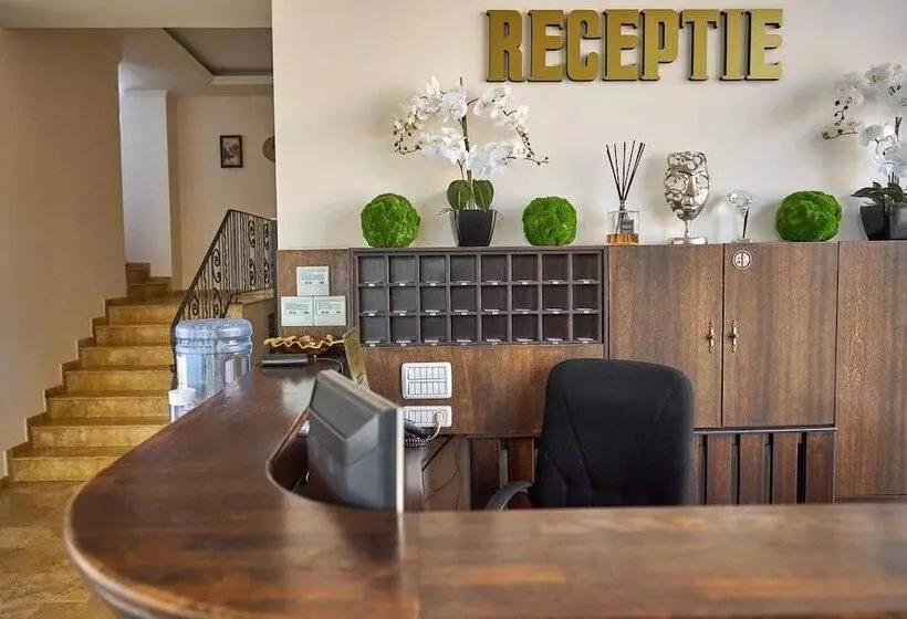 Hotel Alma