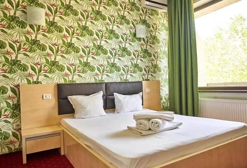 Hotel Alma