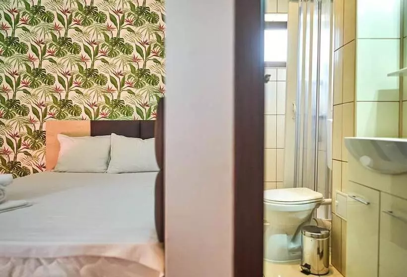 Hotel Alma
