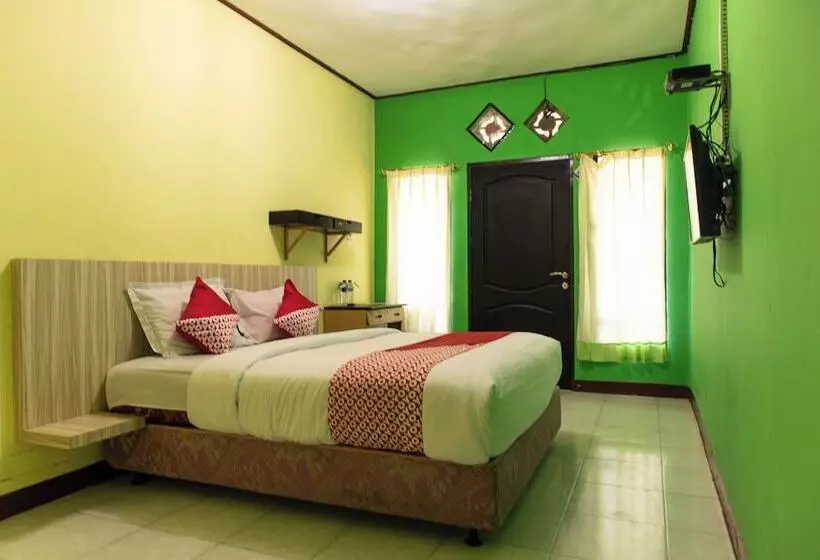 ホテル Evergreen Homestay By Oyo Rooms