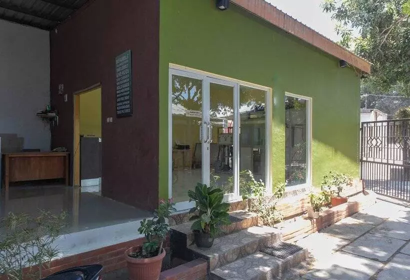 ホテル Evergreen Homestay By Oyo Rooms