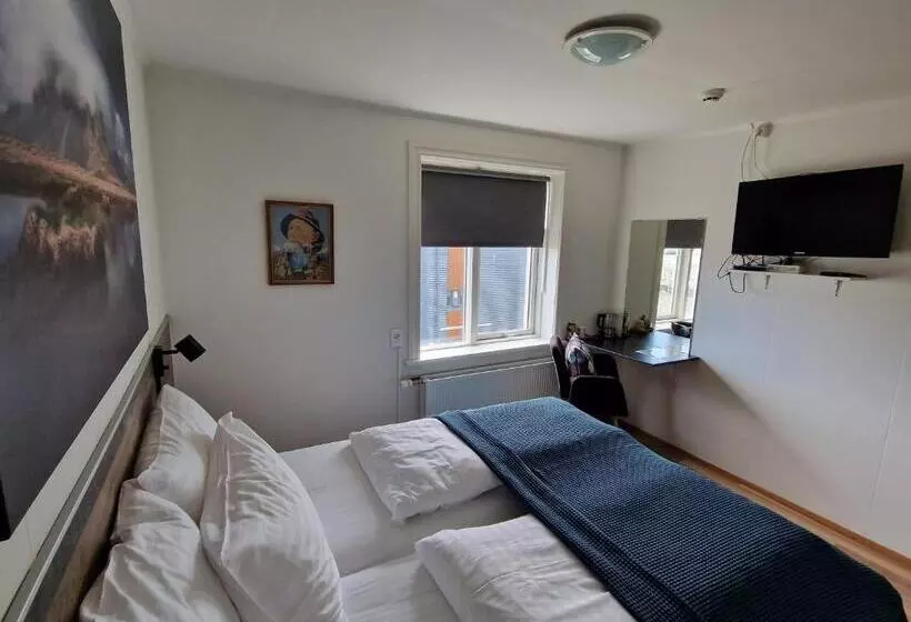 هتل Guesthouse Mikael