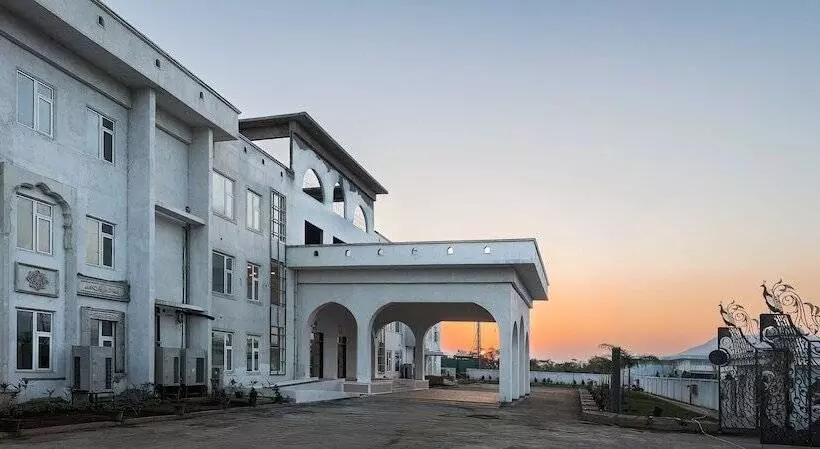 Hotelli Maharaja Agrasen Palace - Pure Vegetarian