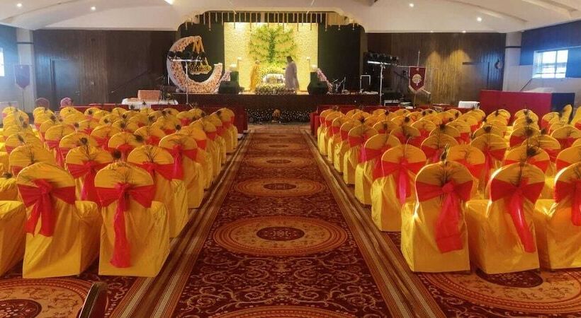 Отель Maharaja Agrasen Palace - Pure Vegetarian