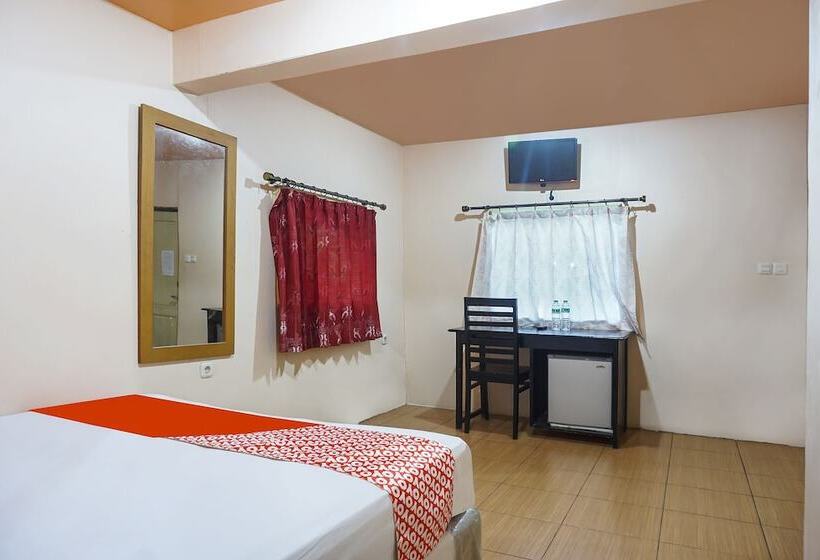 בית מלון כפרי Makassar Cottage By Oyo