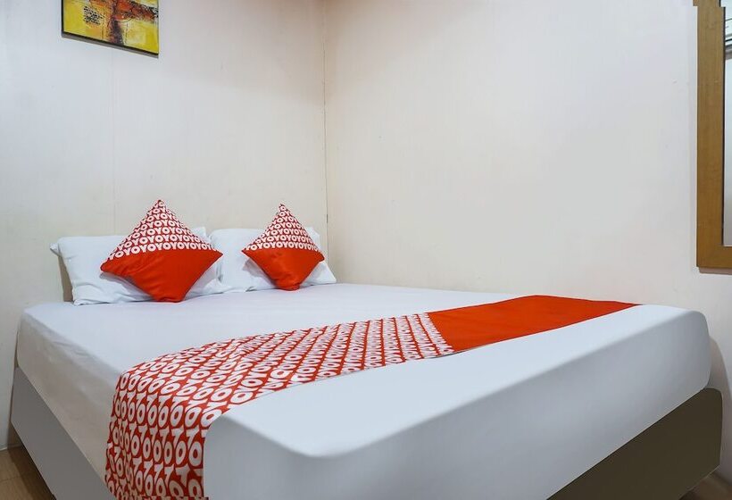 בית מלון כפרי Makassar Cottage By Oyo