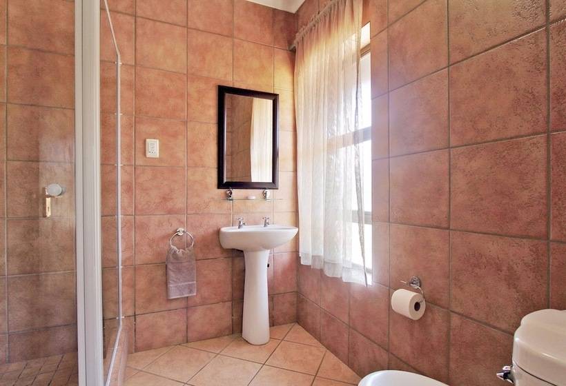 Hotel Monateng Safari Lodge