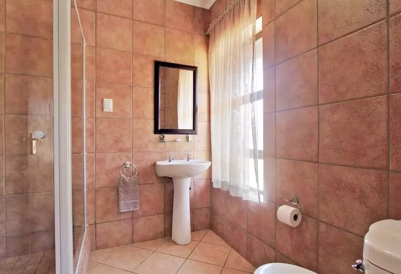 Hotelli Monateng Safari Lodge