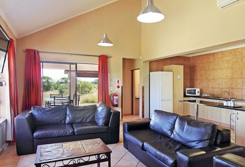 Hotel Monateng Safari Lodge