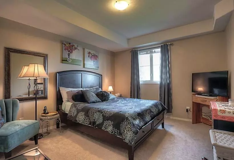 هتل Pinnacle Pointe By Kvr