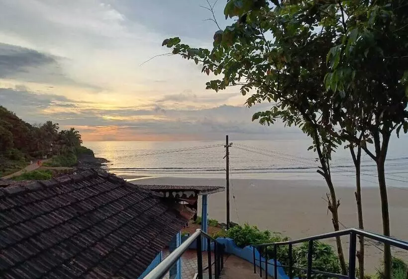 ホテル Poornima Beach Stay