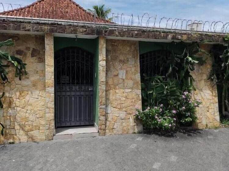 ホテル Hostel Lincoln