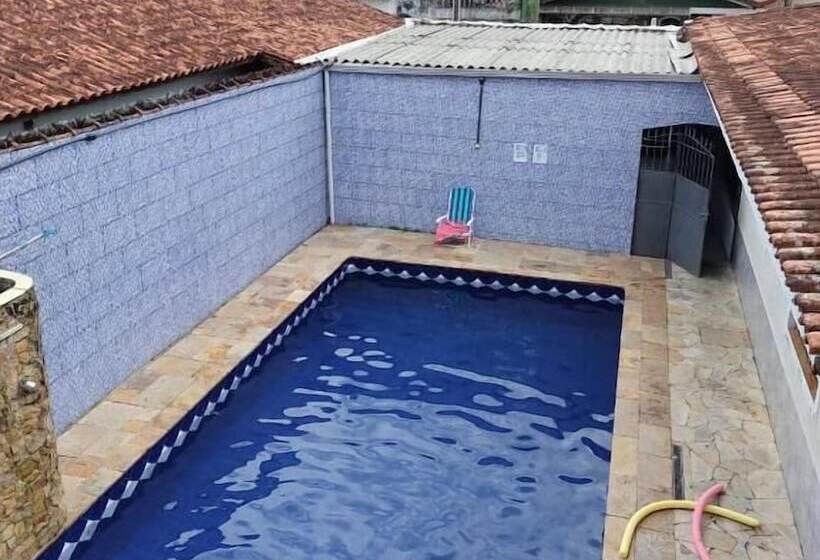 ホテル Hostel Lincoln