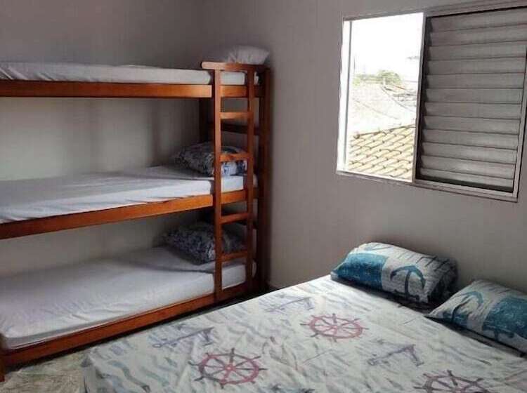 ホテル Hostel Lincoln