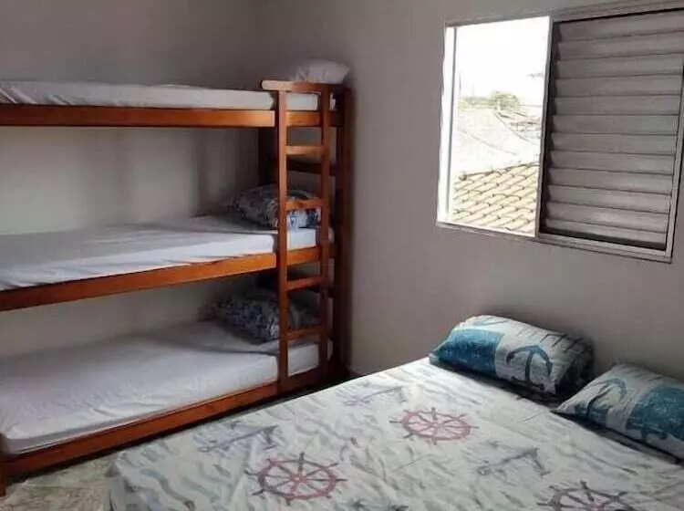 ホテル Hostel Lincoln